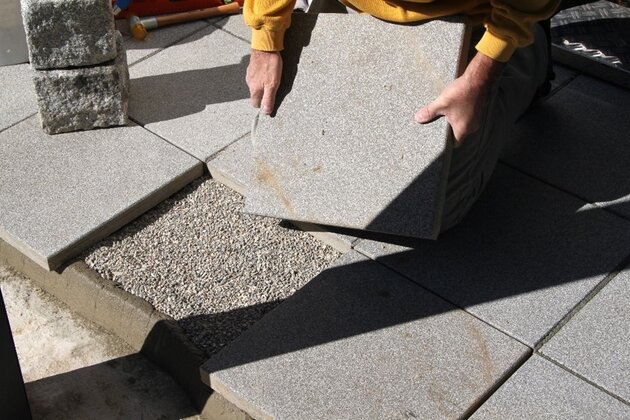 Granitplatten verlegen Tipps und Tricks aestivate